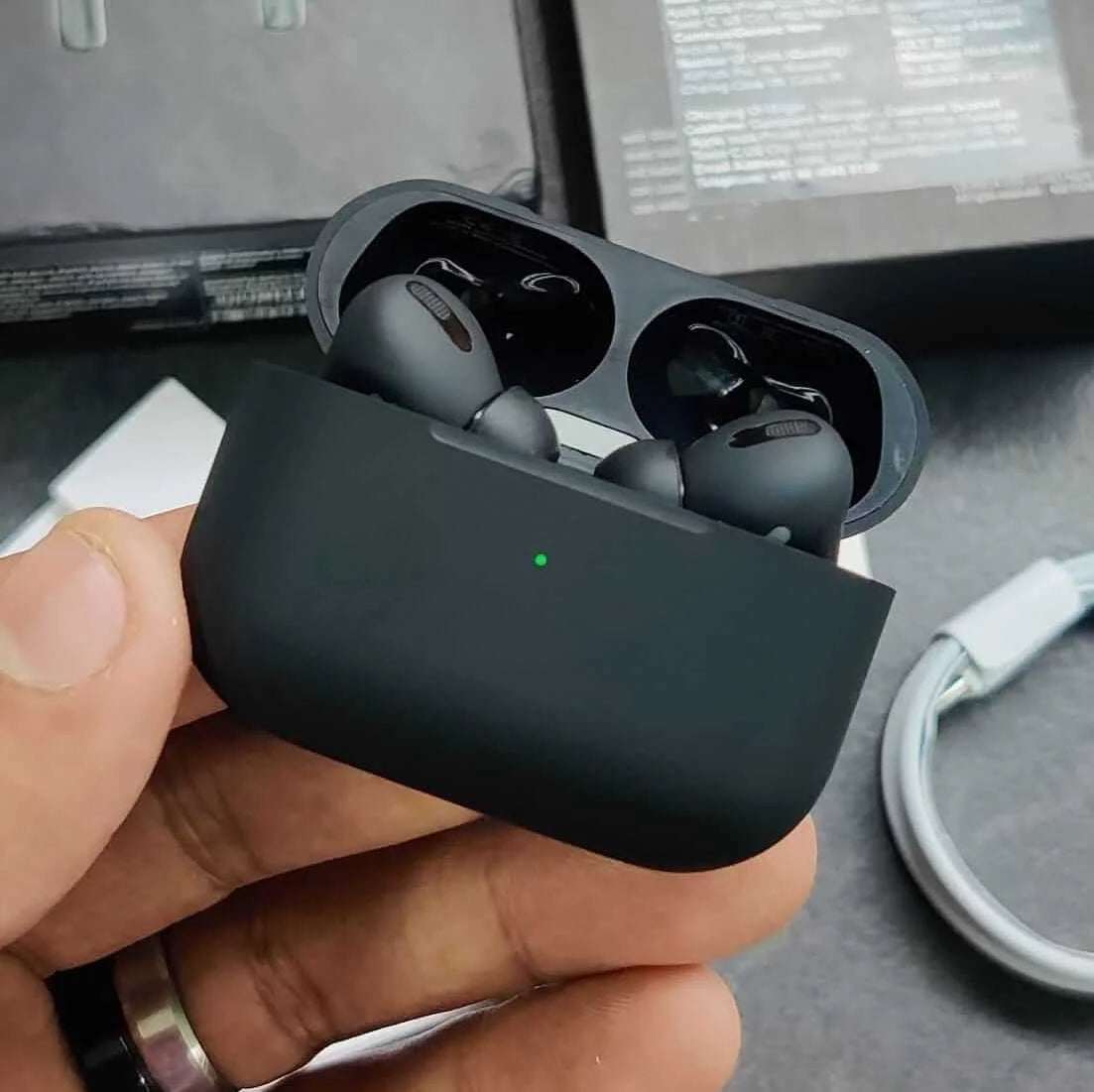 Airpods Pro 2 Black Mastercopy